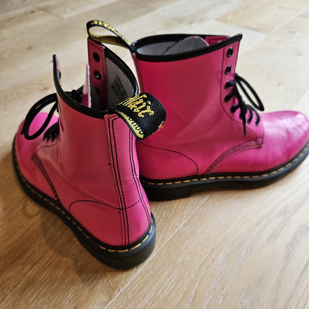 Dr. Marten Boots - Fuschia\Pink Women's 10 - Picture 2 of 4